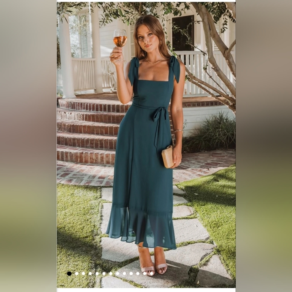 Elegant Emerald‎ Midi Dress